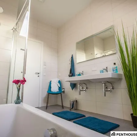 Penthouse Am Sonnenhang Mit Exklusiver Ausstattung דירה